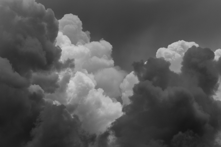 Mengenal Awan Cumulonimbus, Awan Pembentuk Badai dan Hujan Ekstrem di Wilayah Nusantara